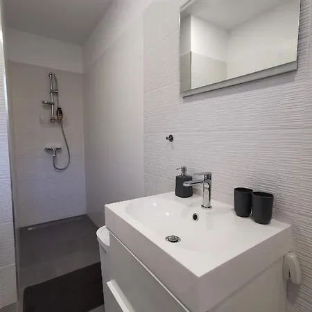 Apartmaji Ela 2 * Izola